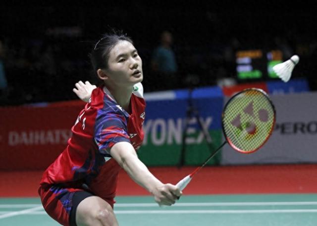 韩悦2-0泰国名将因达农,晋级中国香港羽毛球公开赛女单四强