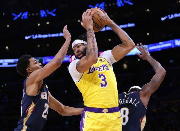 世界杯-赛季至今唯一2+抢断2+盖帽 浓眉本赛季要冲击DPOY